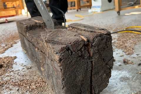 Railway Sleeper Wood Recycling Ideas // Build A Coffee Table Out Of Old Railroad Sleepers