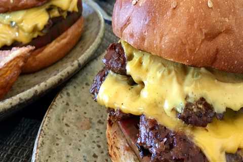 The Best Burger Joints in Nashville, Tennessee