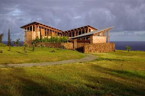 Hawaiian Architecture: A Reflection of Ohana (Family)