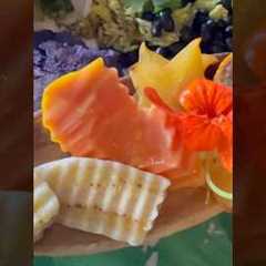 Amazing food at Pele’s Kitchen, Pahoa, HI! #food #fruit #travel #hawaii