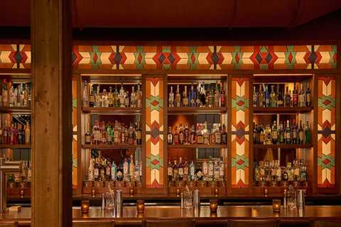 The Ultimate Guide to Wine Bars in Western Washington