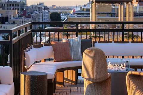The Ultimate Guide to Rooftop Bars in Western Washington